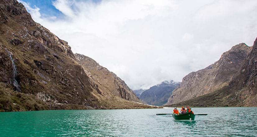 Sailing in the Laguna de Llanganuco